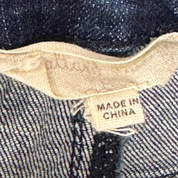 Altar'd State Women's Bell Bottom Flare Jeans Size M Dark Wash Frayed Bottom - Picture 6 of 7